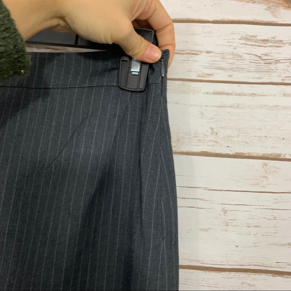 LK Bennett Gray Pinstriped Pencil Career Skirt NWT - Picture 2 of 5